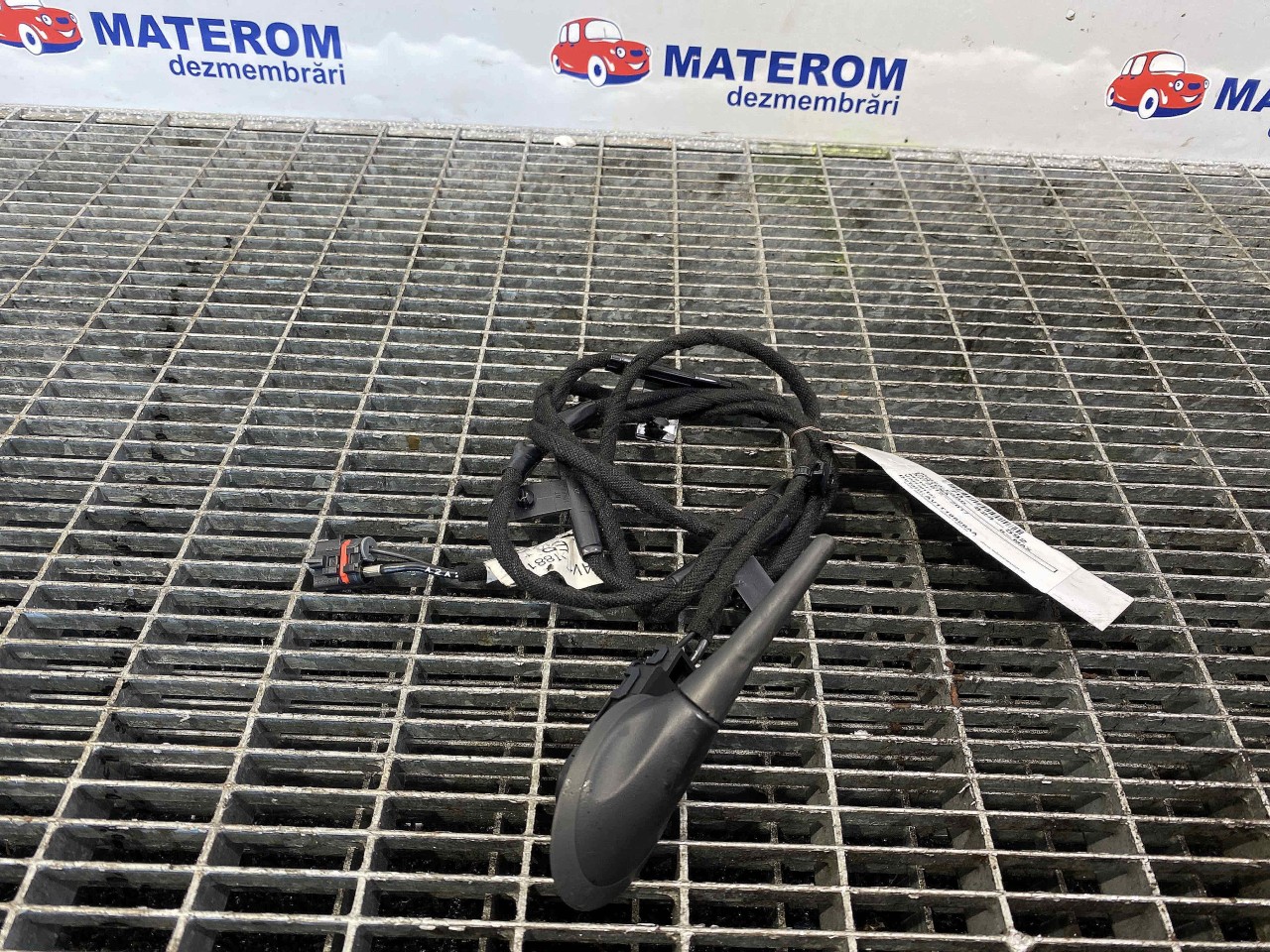 ANTENA FORD B-MAX - - (2012 2017)