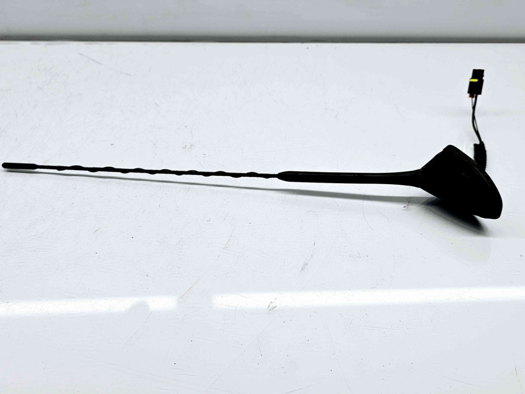 Antena Ford C-Max 2 [Fabr 2010-2015] AM5T-18828-CE