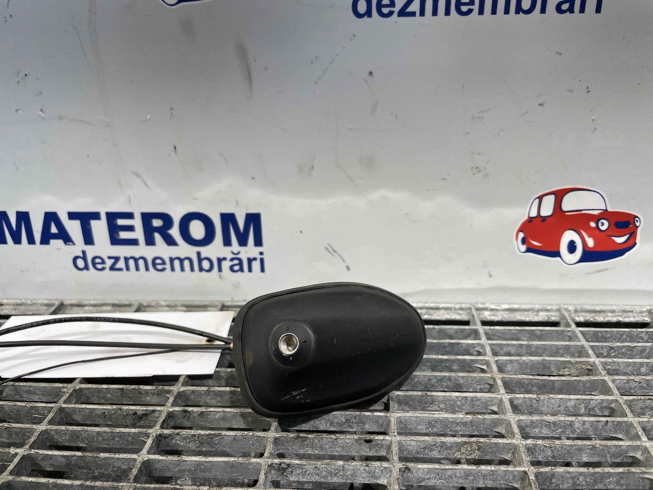 ANTENA FORD FOCUS - - (2011 2014)