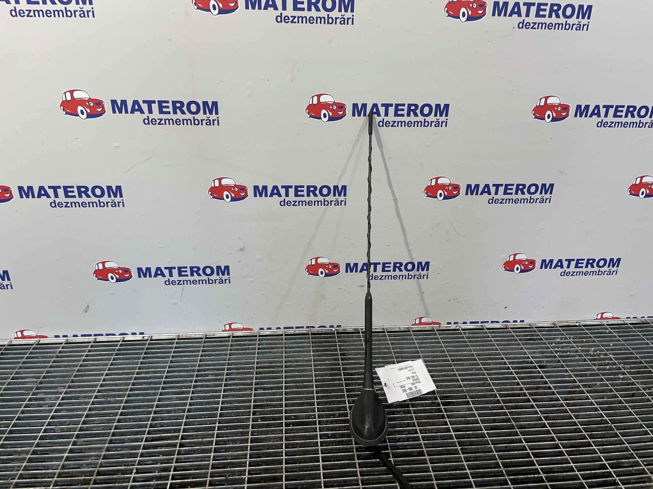 ANTENA FORD FOCUS - - (2014 2018)