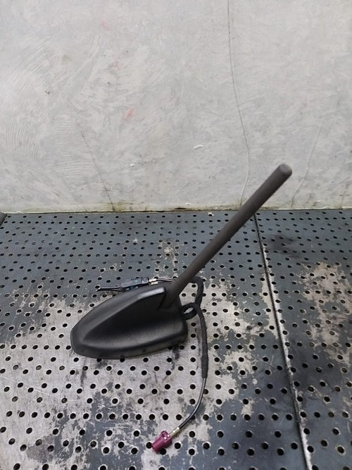 Antena gps ford puma j2k cf7 l1tt19q461dd