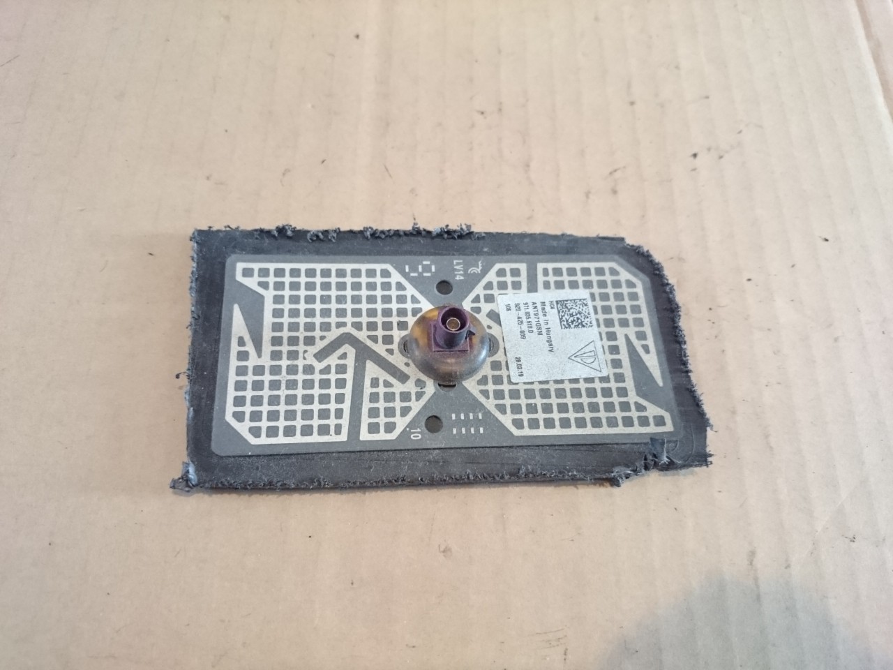 Antena GSM telefon Audi Porsche Macan 95b cod 971035510D