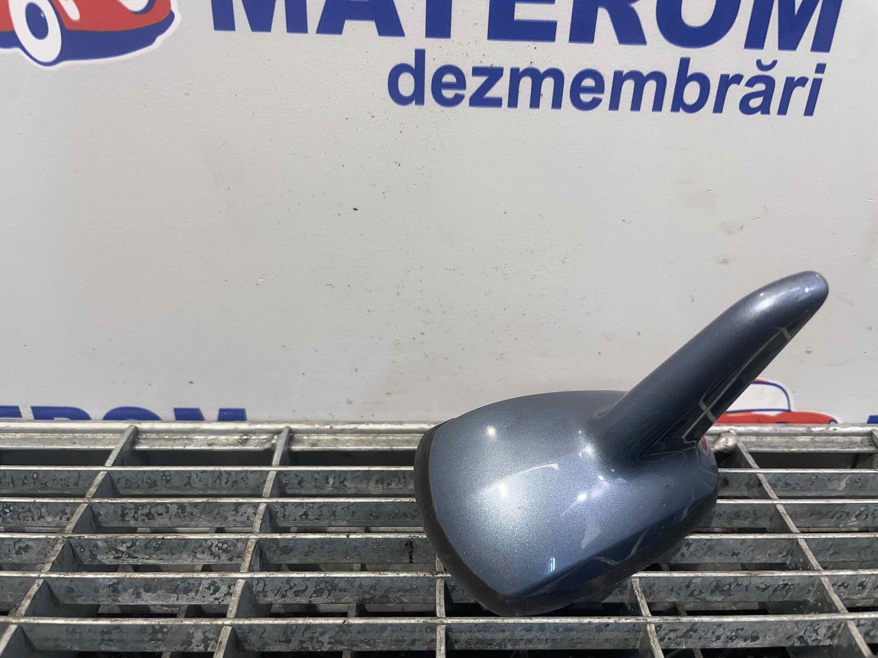 ANTENA MERCEDES E-CLASS E-CLASS - - (2005 2009)
