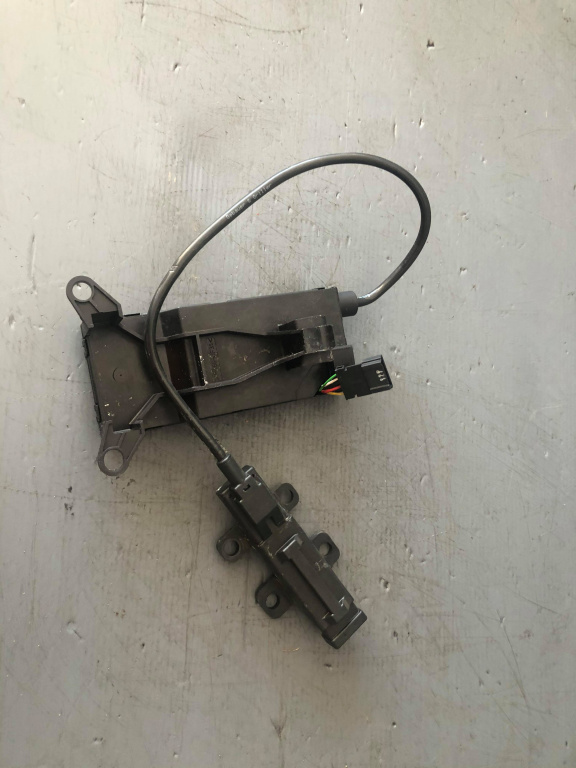Antena mercedes sl r230 500 2001-2006 a2308200075