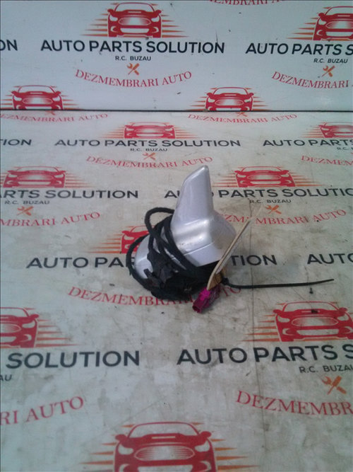 Antena navigatie AUDI A4 B8 2.0 TDI an fabr. 2010