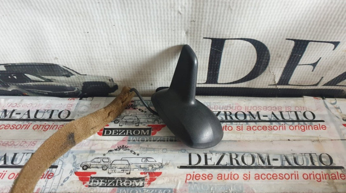 Antena originala Mercedes-Benz GLK (X204) cod piesa : A2049050036