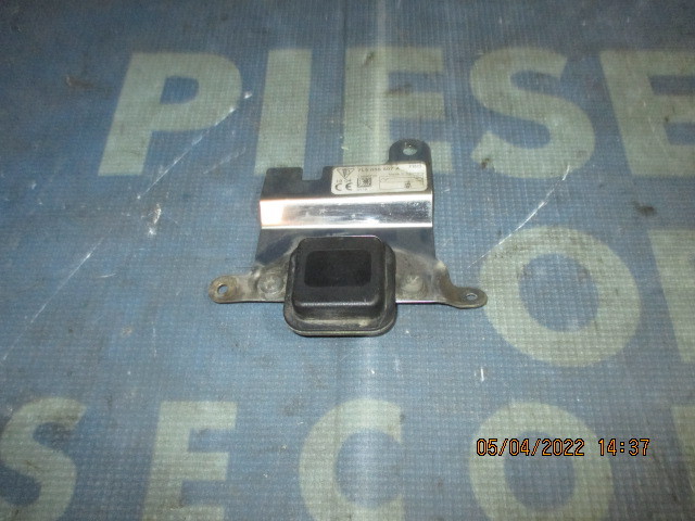Antena Porsche Cayenne 2004; 7L5035507A (navigatie)