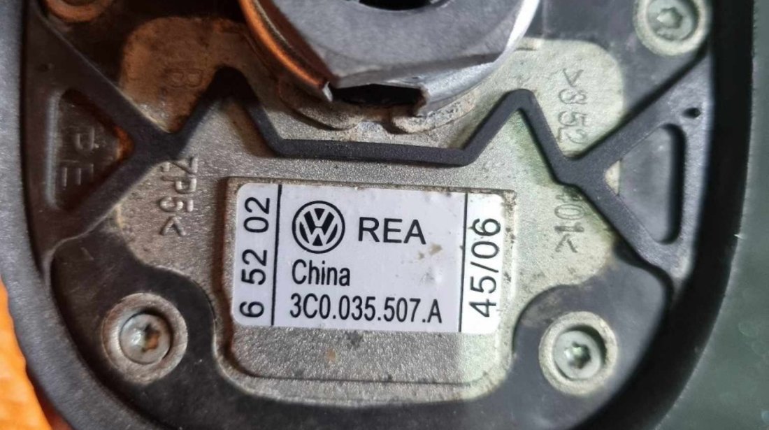 Antena radio 3C0035507A VW Golf V Variant