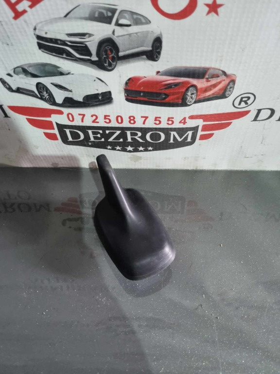 Antena radio 5Q0035507B VW Passat B8 Variant