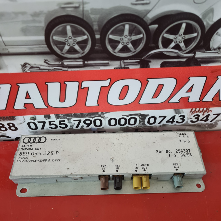 Antena radio Audi A4 (2001-2004) [8E2, B6] 2.0 Motorina 2004, 8E9035225P / 8E9035225B / 8E9035225AF