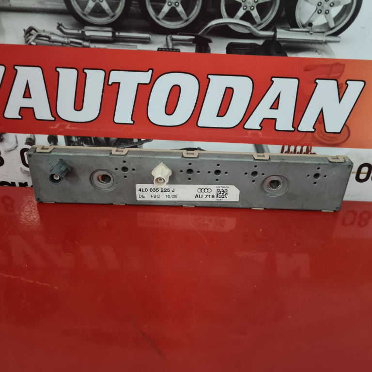 Antena radio Audi Q7 (2006-2010) [4L] 3.0 Motorina 2006, 4L0035225J / 4L0035225F