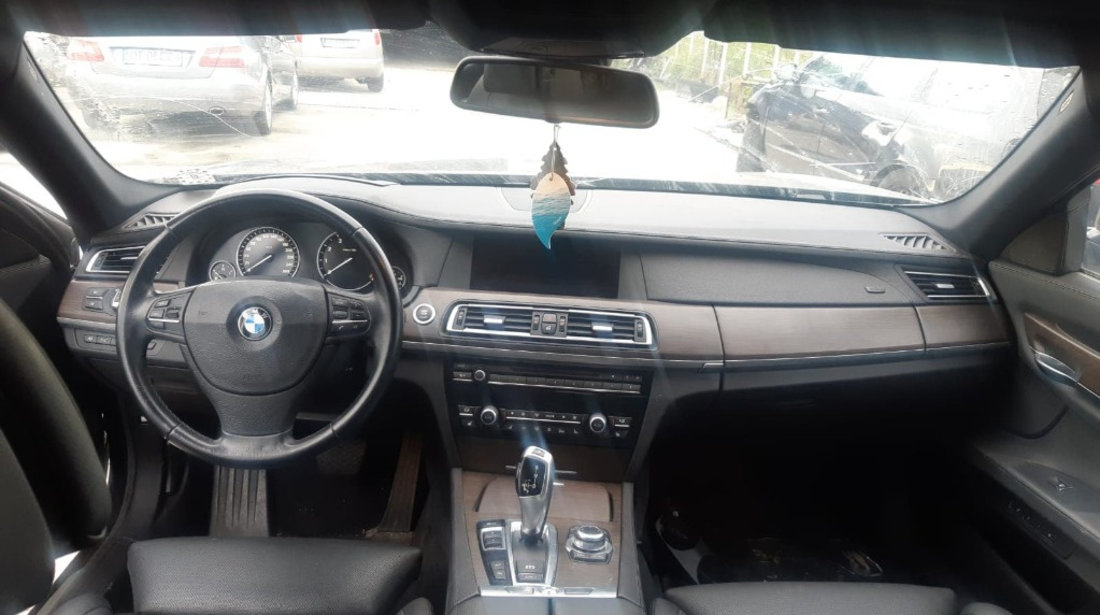 Antena radio BMW F01 2011 berlina 4.4i