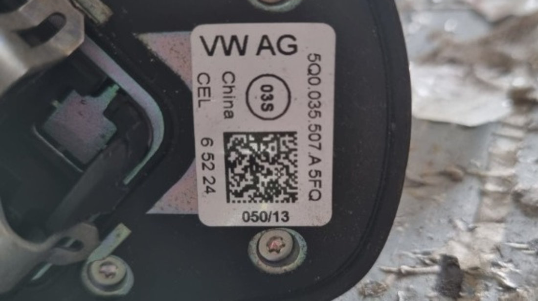 Antena radio / GPS VW Golf 7 cod piesa : 5Q0035507A