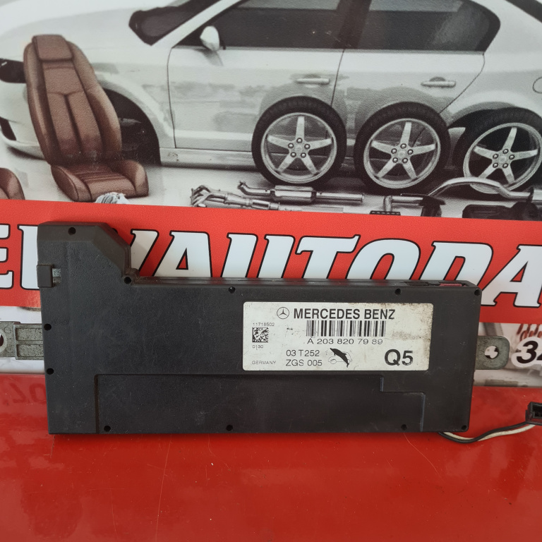 Antena radio Mercedes-Benz C-Class (2001-2007) [W203] 2.2 Motorina 2003, A2038207989