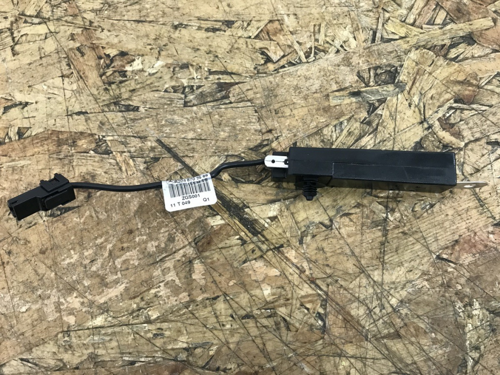 Antena radio Mercedes Benz GLK 350 CDI suv 2011 (A2048702589)