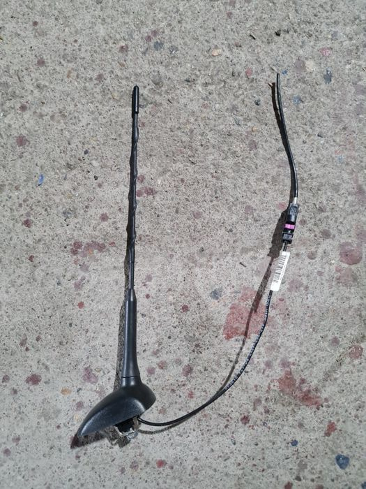 Antena radio plafon Opel Astra J hatchback dezmembrez