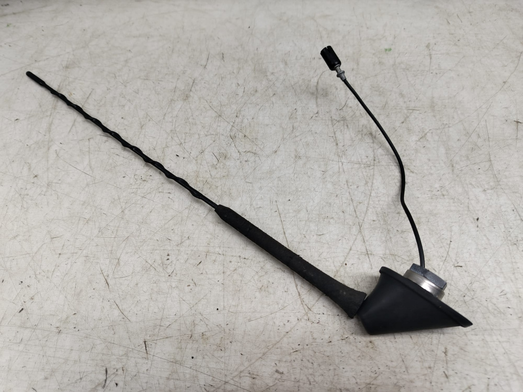 Antena radio Skoda Fabia 6Y [facelift] [2004 - 2007] 1.4 tdi BNM