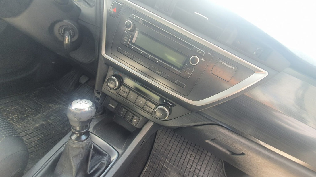 Antena radio Toyota Auris 2014 hatchback 1.4 d