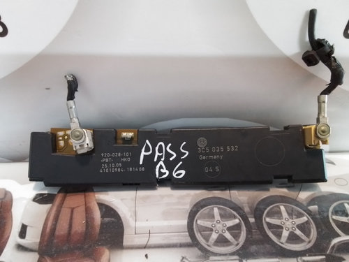 Antena radio Volkswagen Passat B6 3C (2005-2010) 2.0 Motorina 2006, 3C5035532