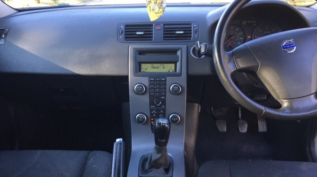 Antena radio Volvo V50 2008 combi 2.0 D