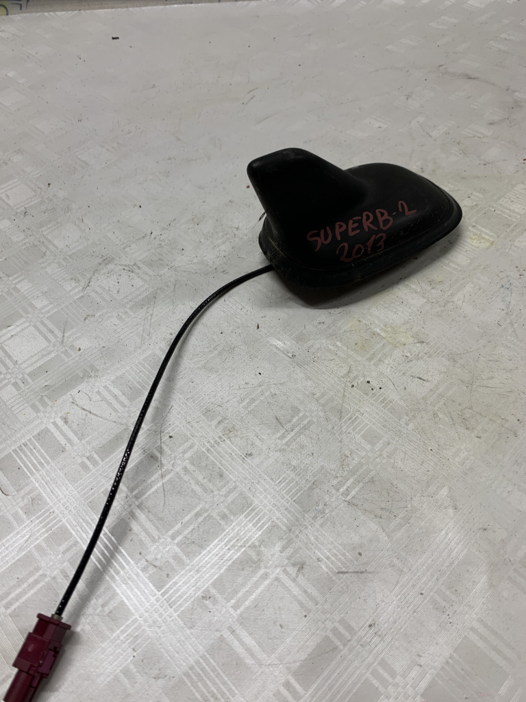 Antena Skoda Superb 2 - Motorina 2013, 3C0035507M