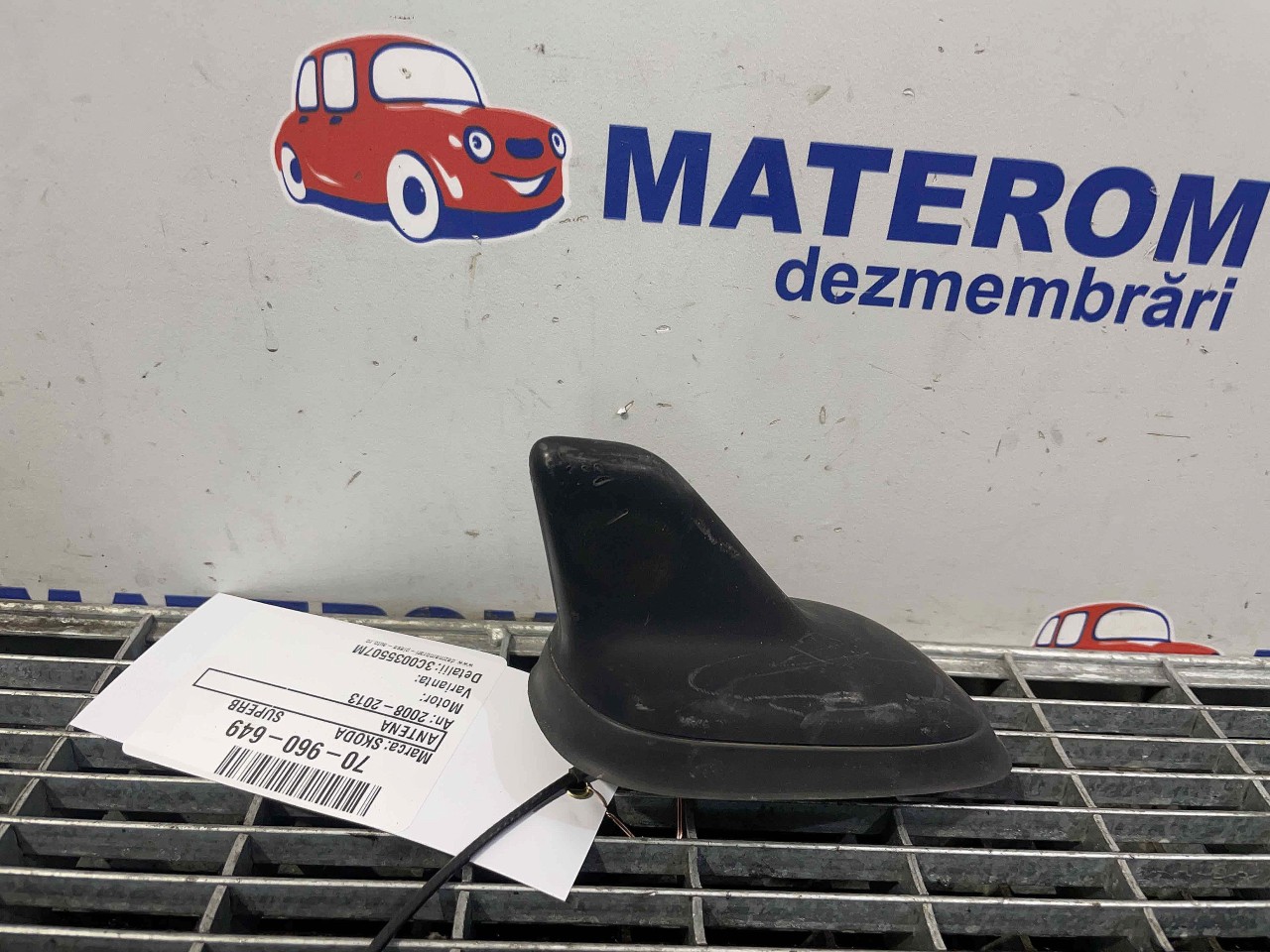 ANTENA SKODA SUPERB - - (2008 2013)