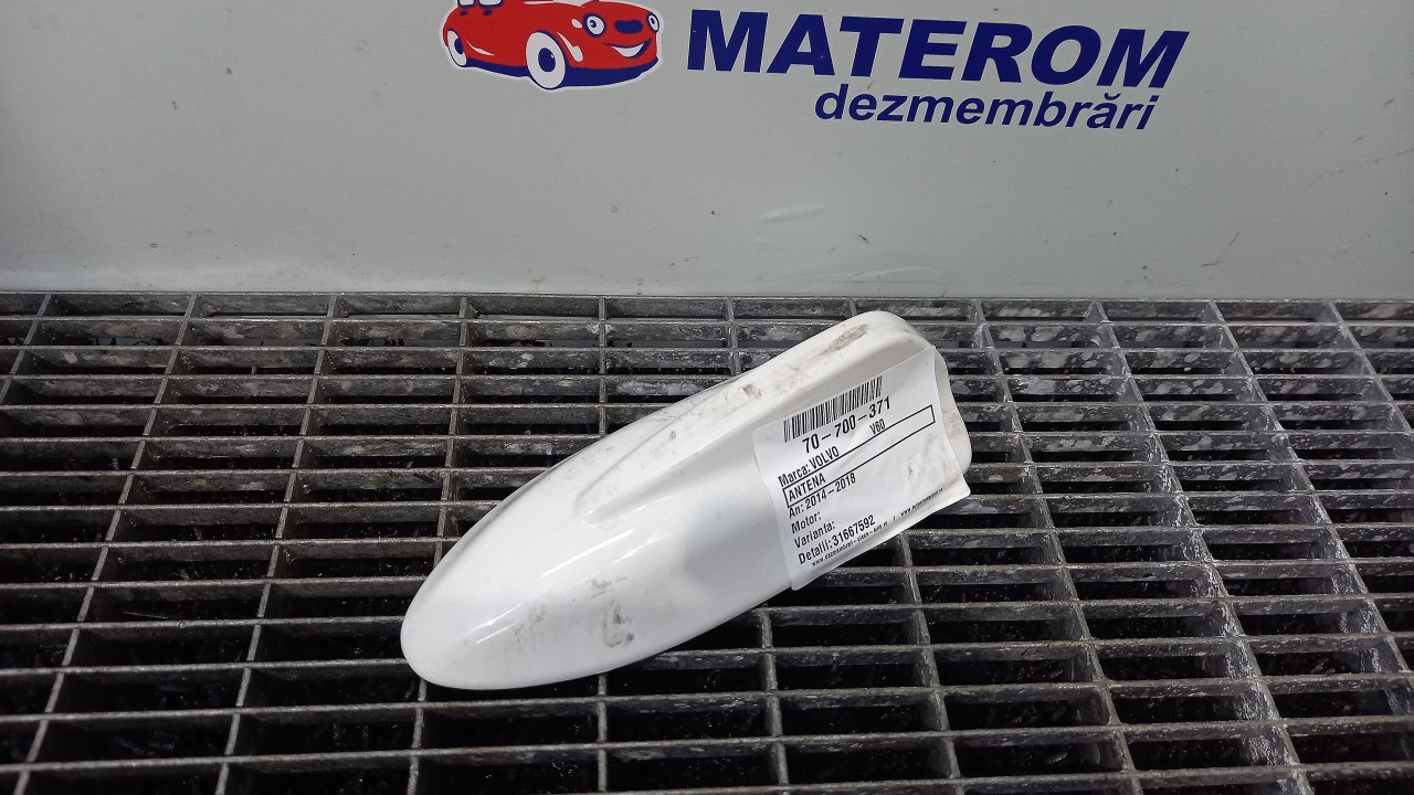 ANTENA VOLVO V60 - - (2014 2018)