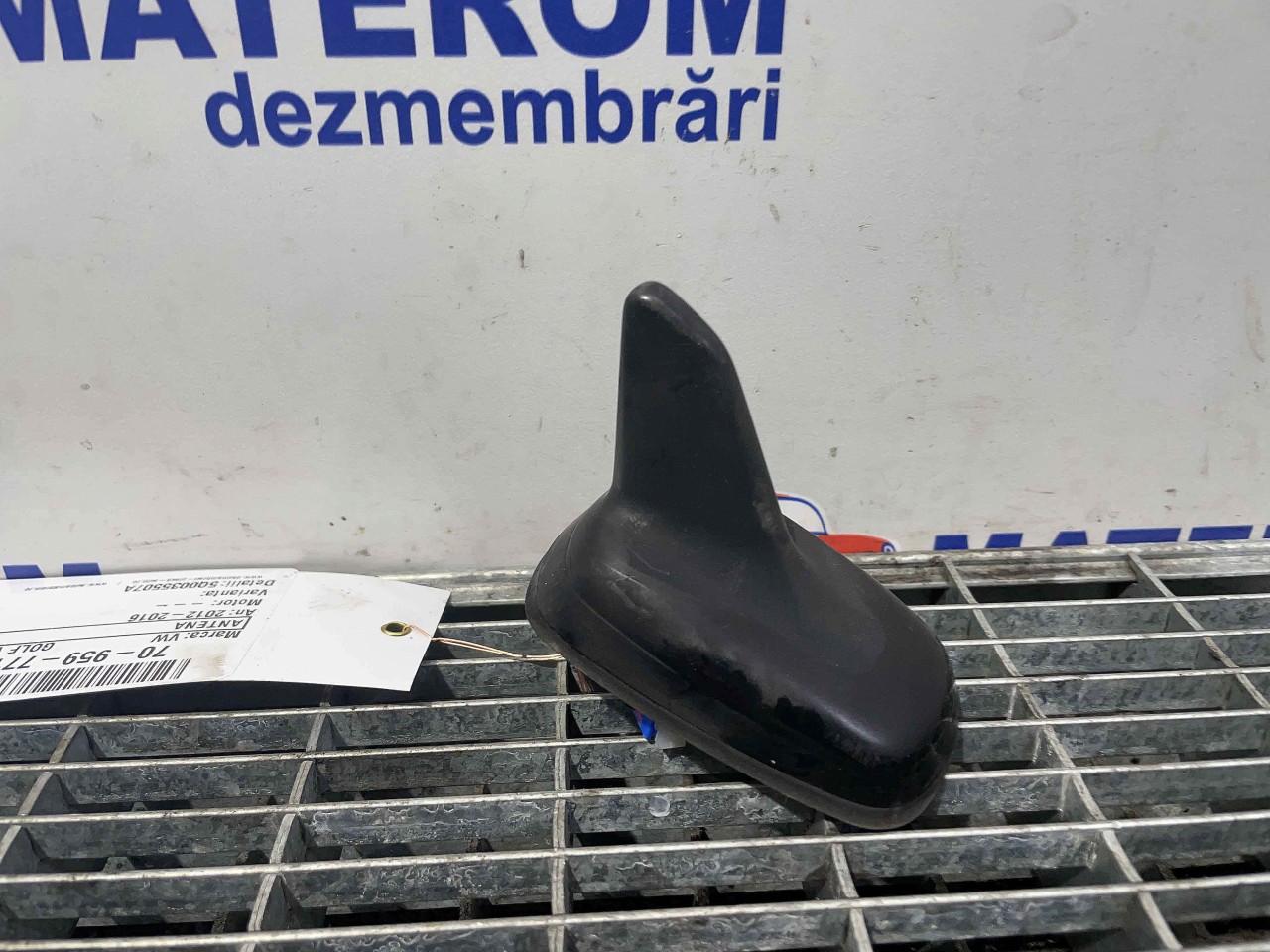 ANTENA VW GOLF VII - - (2012 2016)