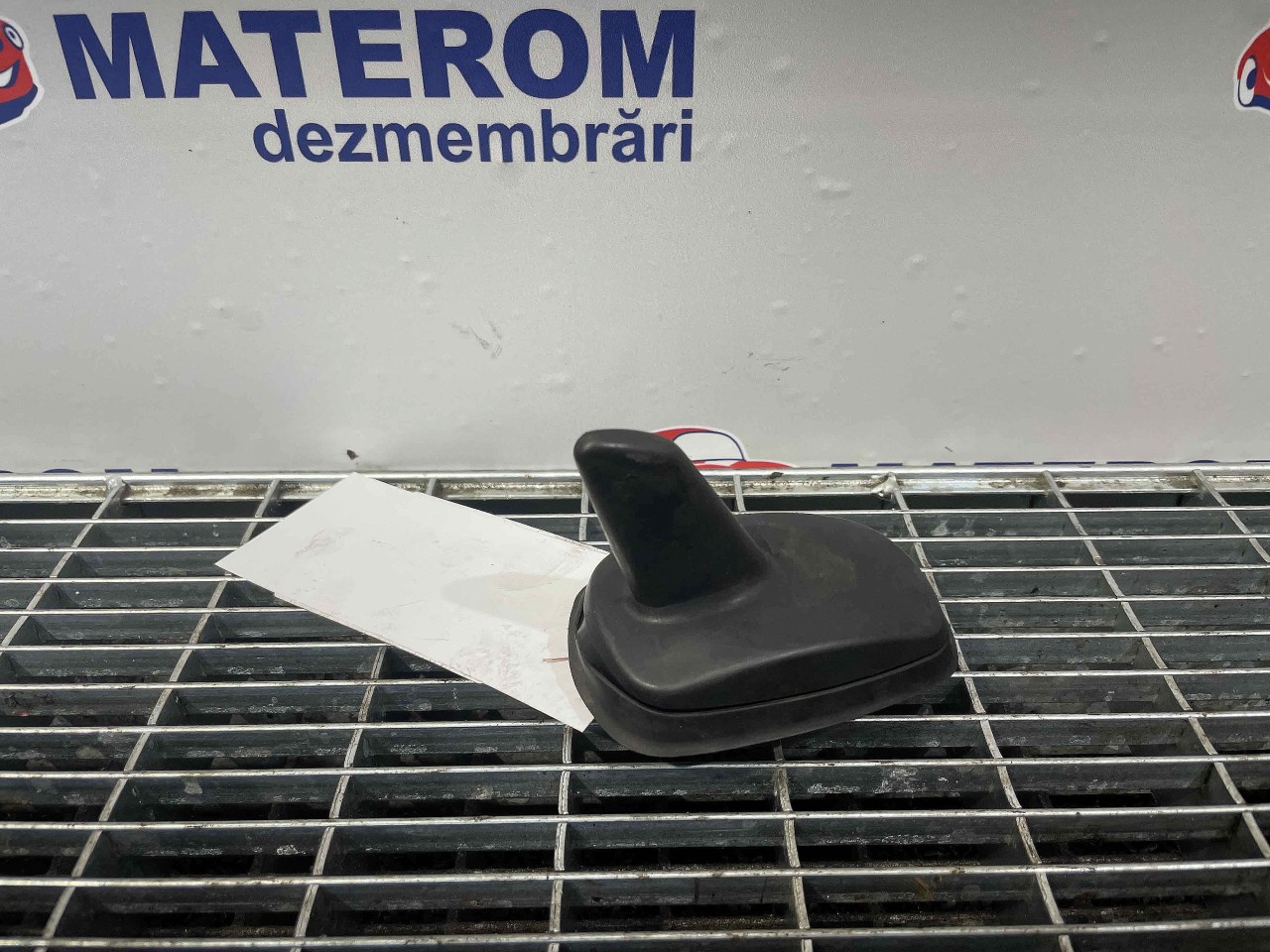 ANTENA VW JETTA IV - - (2010 2019)
