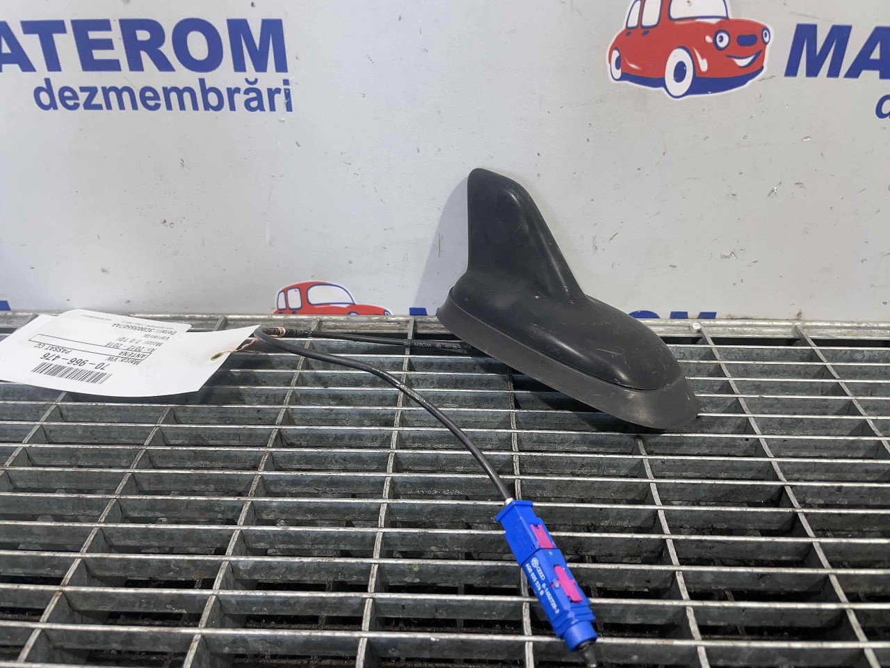 ANTENA VW PASSAT CC 2.0 TDI - (2012 2016)