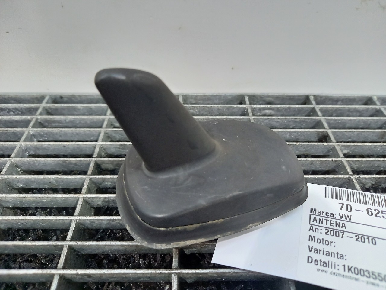 ANTENA VW TOURAN - - (2007 2010)