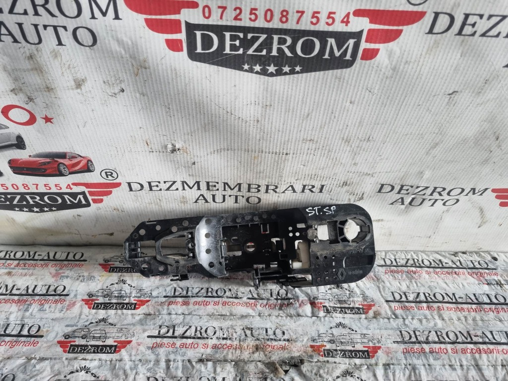 Antimoniu usa stanga spate Renault Megane III cod piesa : 806070032R