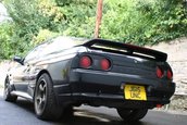 Antony Ply si Nissan Skyline R32 V8