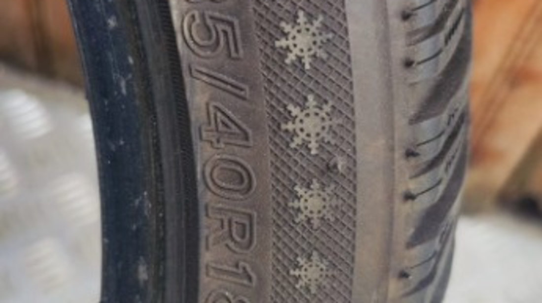 Anvelopa 235/40 R18 M+S Dot 2022