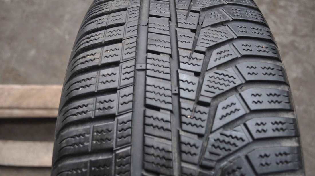 Anvelopa Iarna 205/50 R17 HANKOOK WINTER ICEPT EVO 2 93V