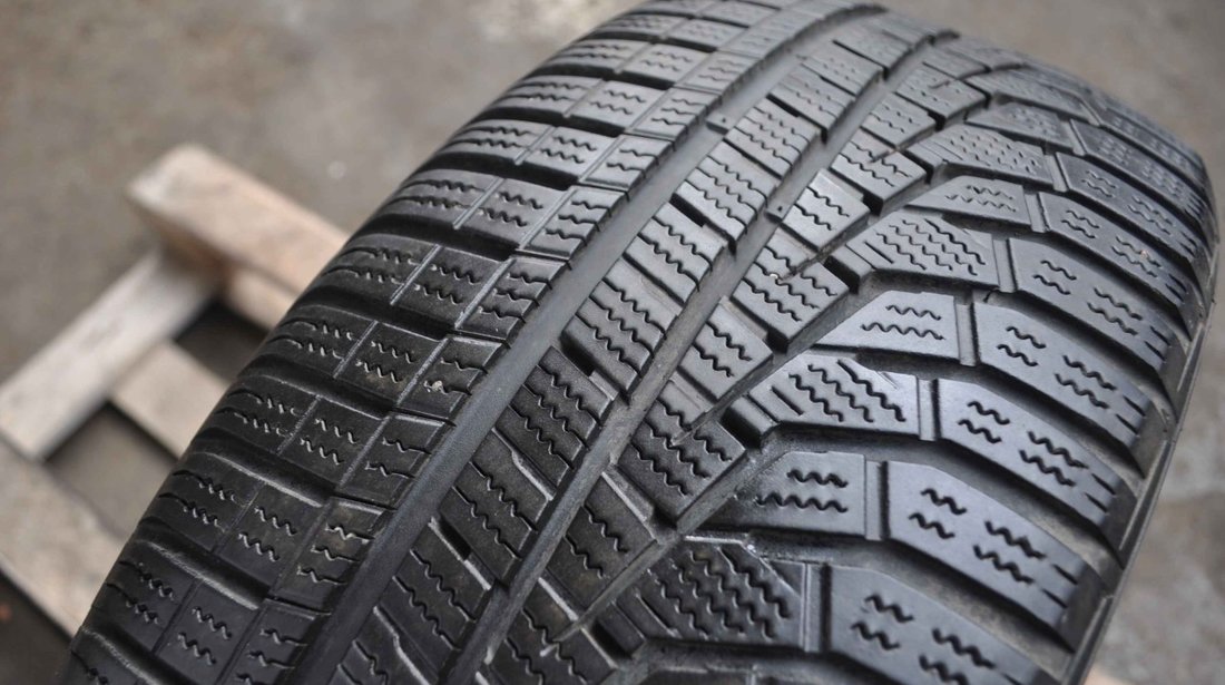 Anvelopa Iarna 205/50 R17 HANKOOK WINTER ICEPT EVO 2 93V