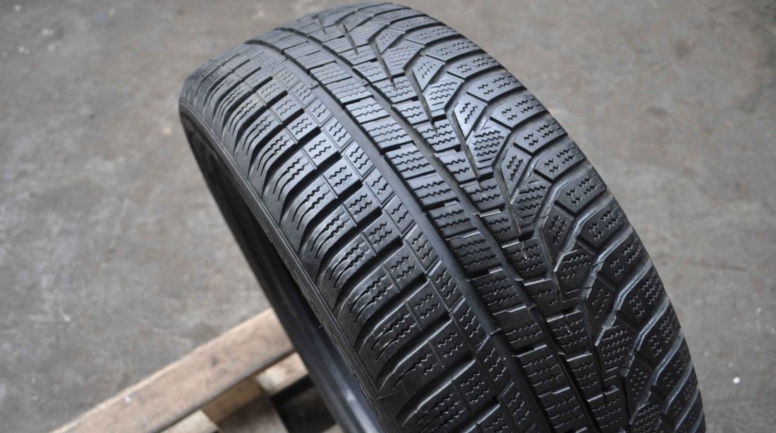 Anvelopa Iarna 205/50 R17 HANKOOK WINTER ICEPT EVO 2 93V