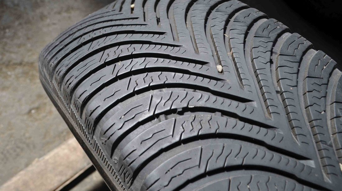 Anvelopa Iarna 205/55 R16 MICHELIN Alpin 5 91H