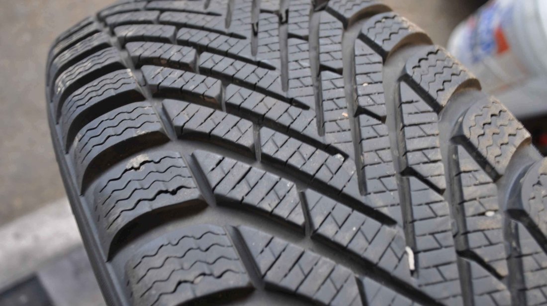 Anvelopa Iarna 205/55 R16 PIRELLI Winter Cinturato 91H