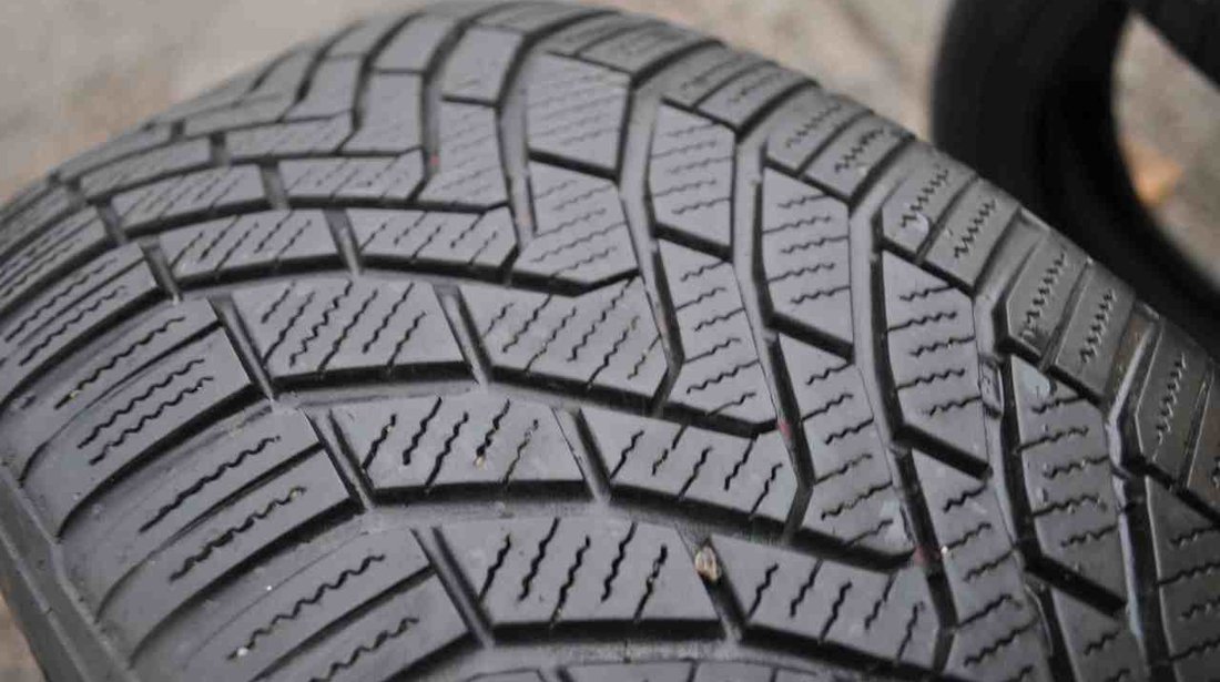 Anvelopa Iarna 215/55 R16 CONTINENTAL ContiWinterContact TS850 93H