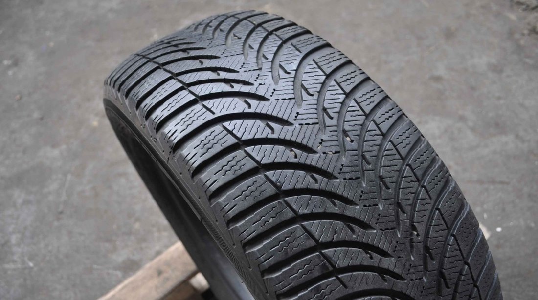 Anvelopa Iarna 215/55 R16 MICHELIN ALPIN A4 93H