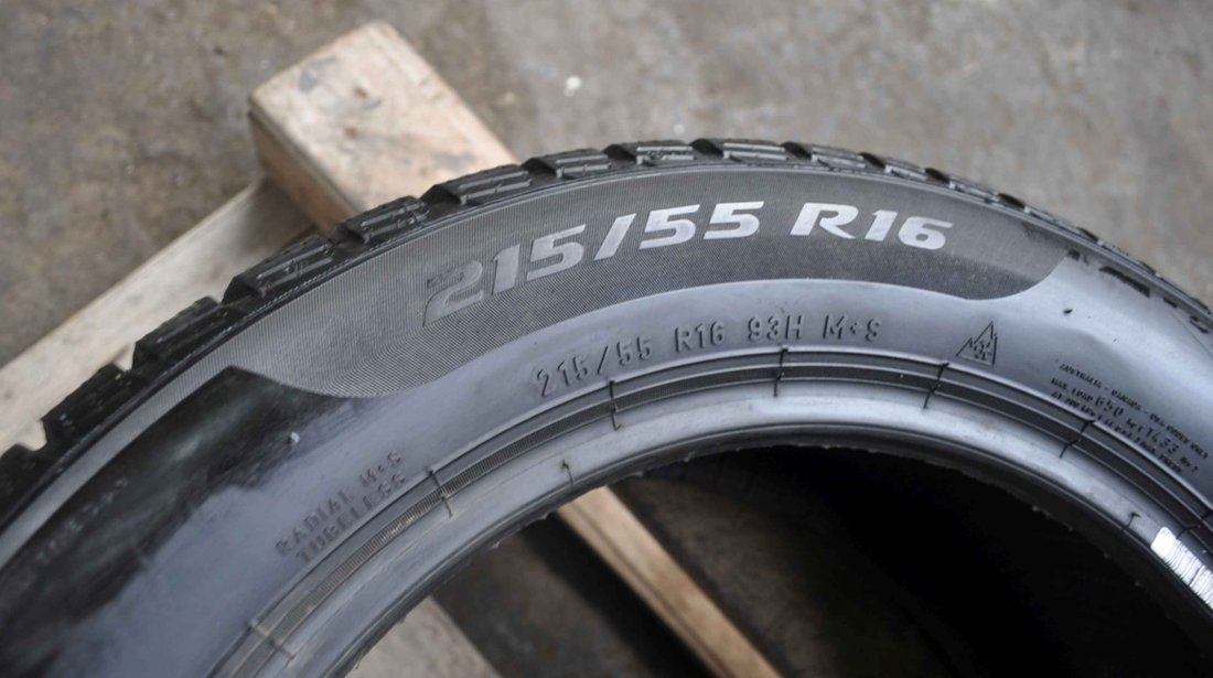 Anvelopa Iarna 215/55 R16 PIRELLI SottoZero 3 93H