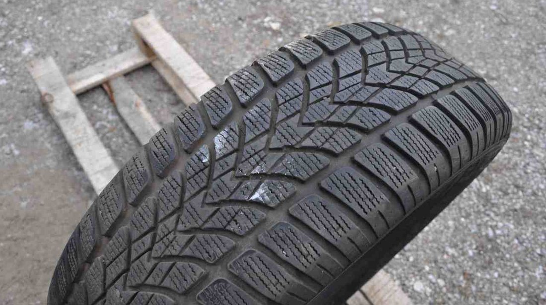 Anvelopa Iarna 215/65 R16 DUNLOP SP WINTER SPORT 4D 98T