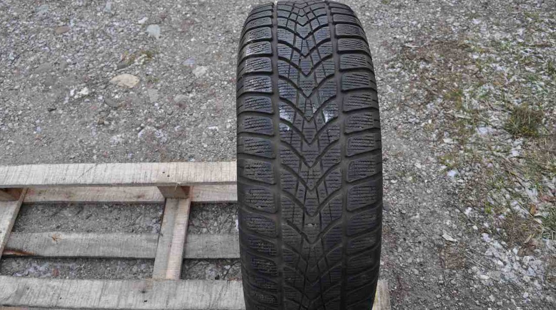 Anvelopa Iarna 215/65 R16 DUNLOP SP WINTER SPORT 4D 98T