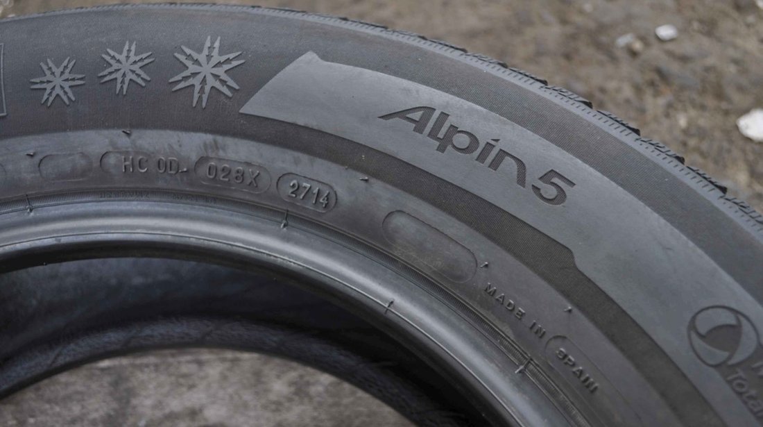 Anvelopa Iarna 215/65 R16 MICHELIN Alpin 5 98H