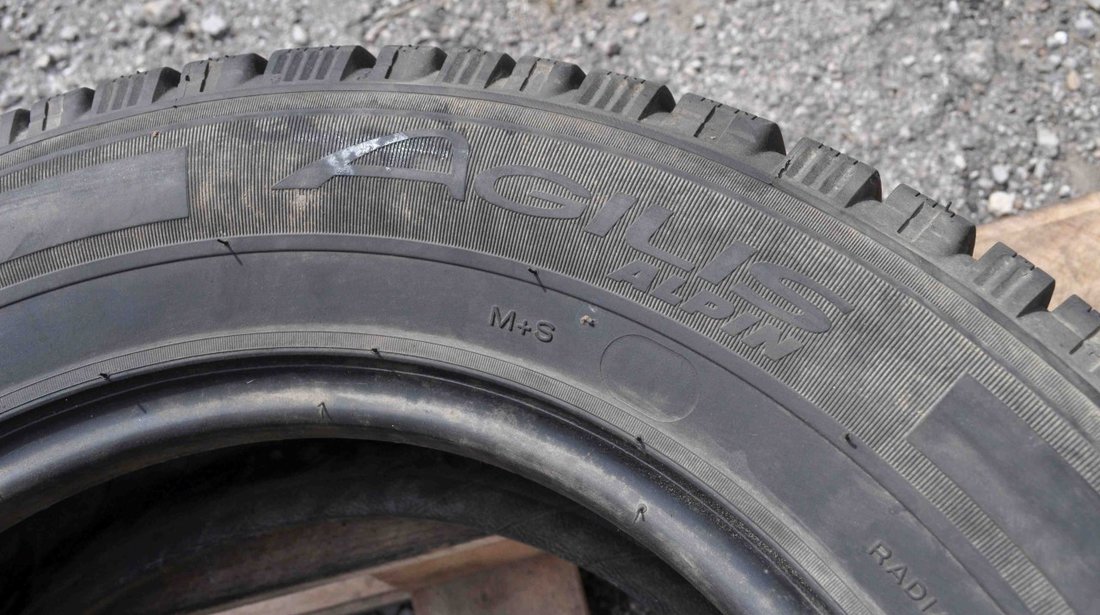 Anvelopa Iarna 215/65 R16C MICHELIN AGILIS ALPIN 109/107R