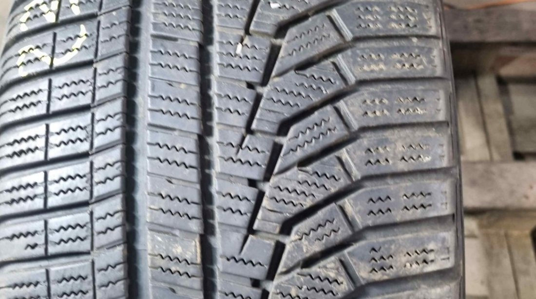 Anvelopa Iarna 235/40 R19 HANKOOK Winter I Cept Evo2 96V