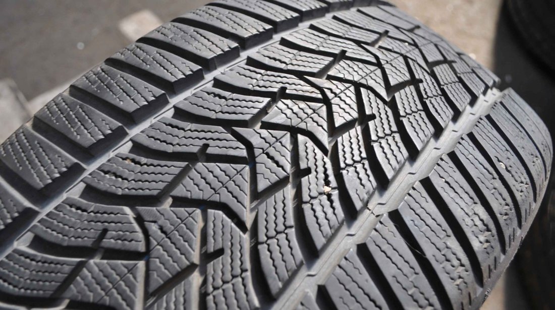 Anvelopa Iarna 245/40 R18 DUNLOP Winter Sport 5 97V