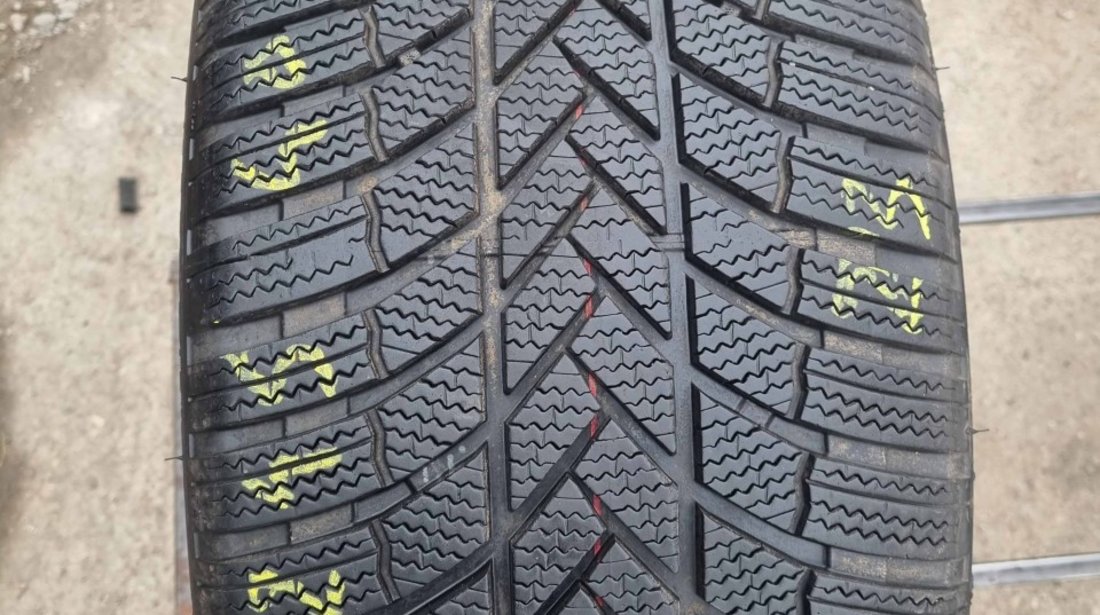 Anvelopa Iarna 245/40 R19 BRIDGESTONE Blizzak LM005 98V