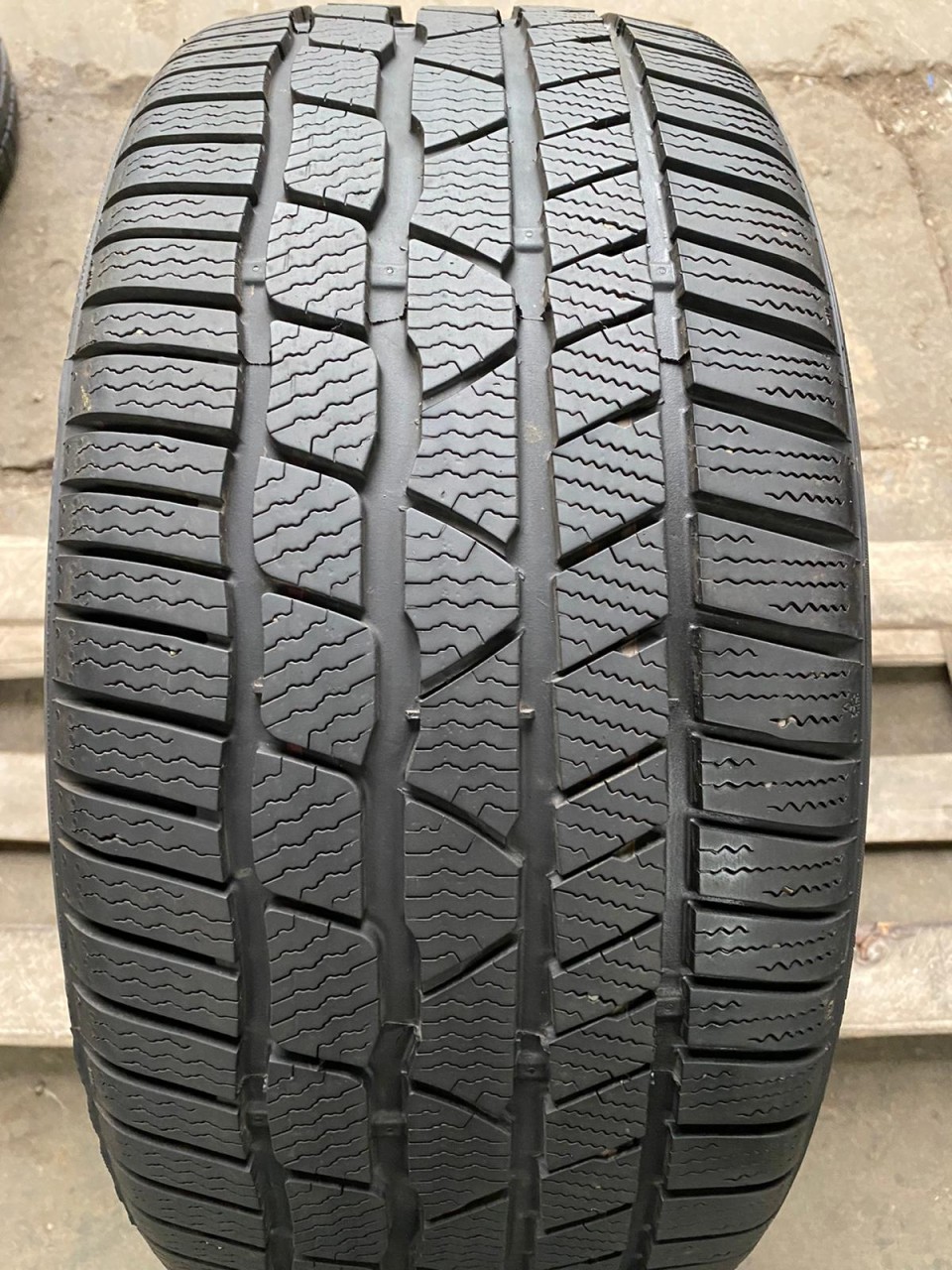Anvelopa Iarna 255/35 R19 CONTINENTAL Co